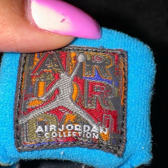 Preowned infant Air Jordan sneakers size 3C - Picture 6 of 7